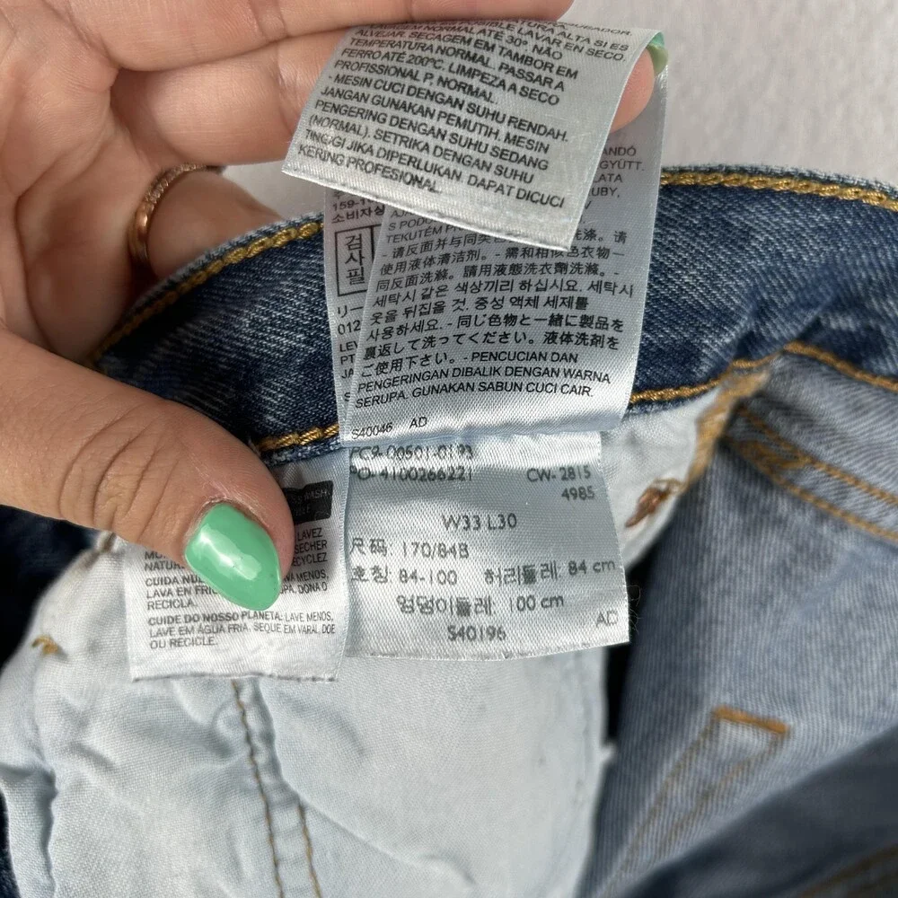 Levis 501 Jeans Mens 33x30 Medium Wash Denim Regular Straight Button Fly Y2K